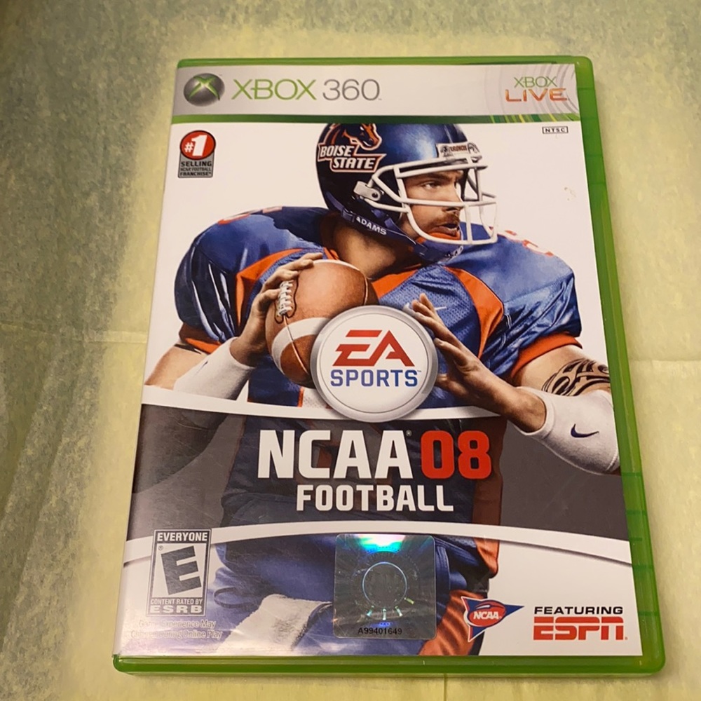 XBOX 360 NCAA 08 Football game